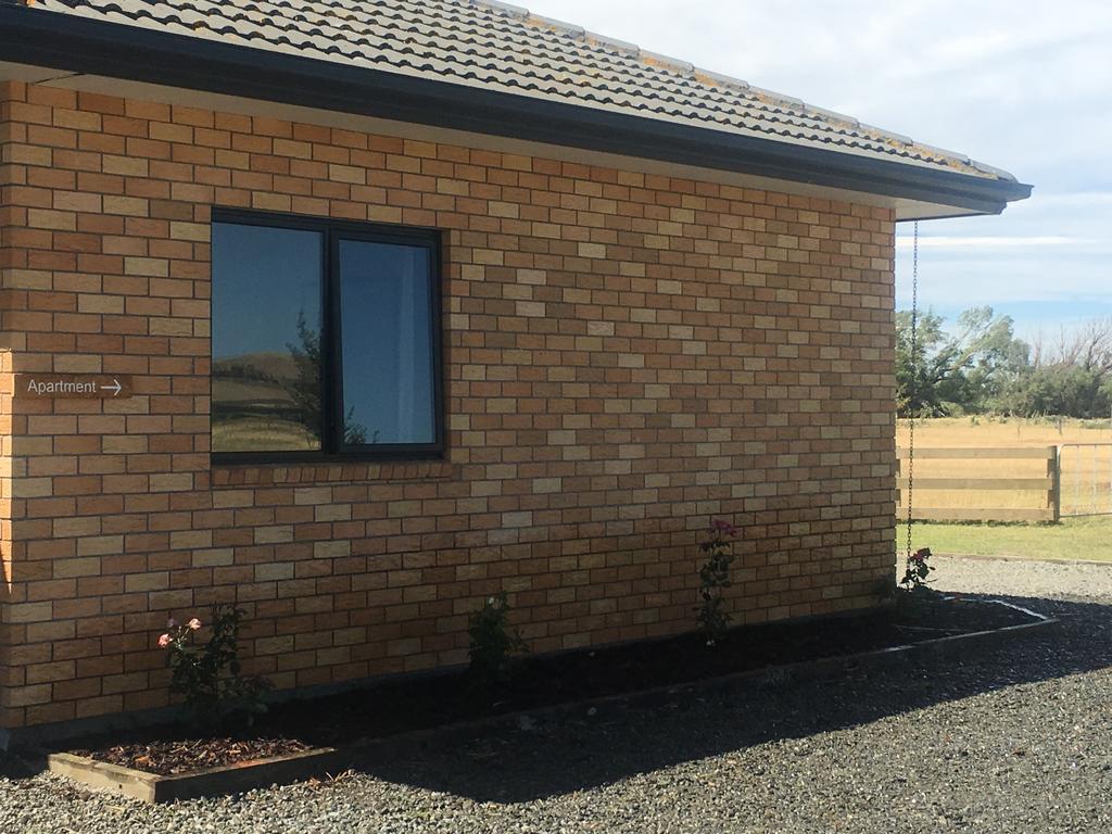 Bentleys Country Stay Hawarden Exterior photo