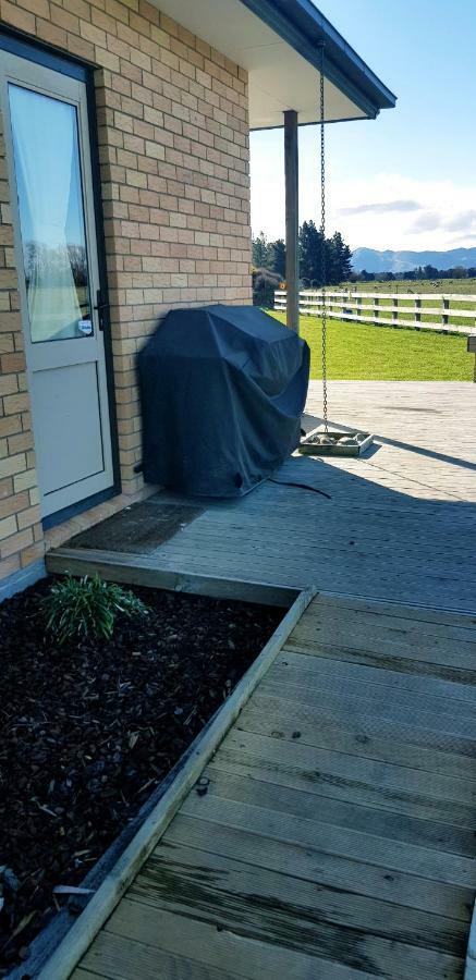 Bentleys Country Stay Hawarden Exterior photo